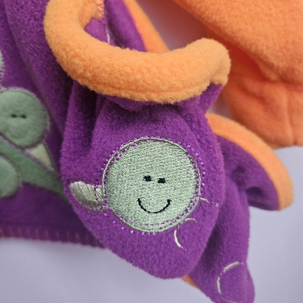 NWT Bright Future Baby Peas in a Pod Fleece Cardigan & Bootie Set Size 6-9 Month - Picture 6 of 12